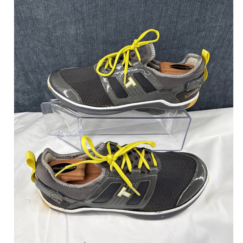 TRUE Linkswear Lyt Dry Golf Shoes Mens 10.5 Black Waterproof Spikeless Sneakers